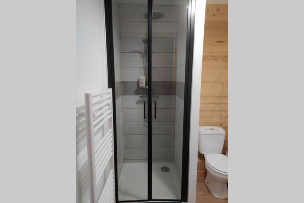 Appart Ac Balcon Neuf 2Chbrs- 6P - Pied Des Pistes لودنفيال المظهر الخارجي الصورة